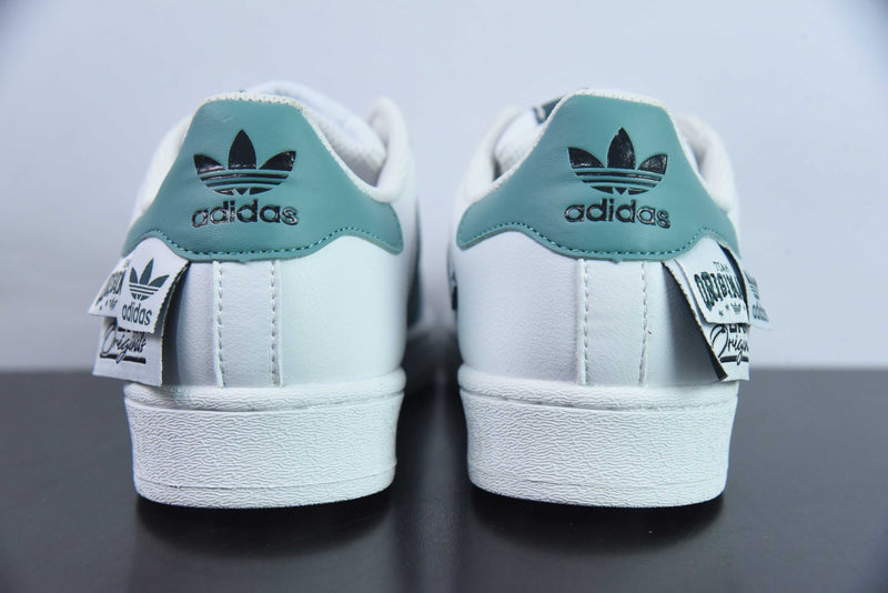 Tênis Adidas SuperStar Detalhes - Branco e Verde