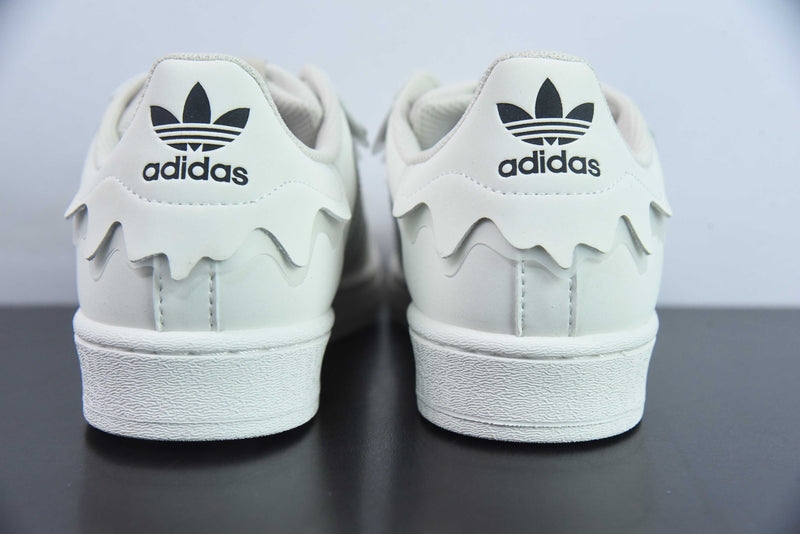 Tênis Adidas SuperStar - Feminino - Branco e Amarelo